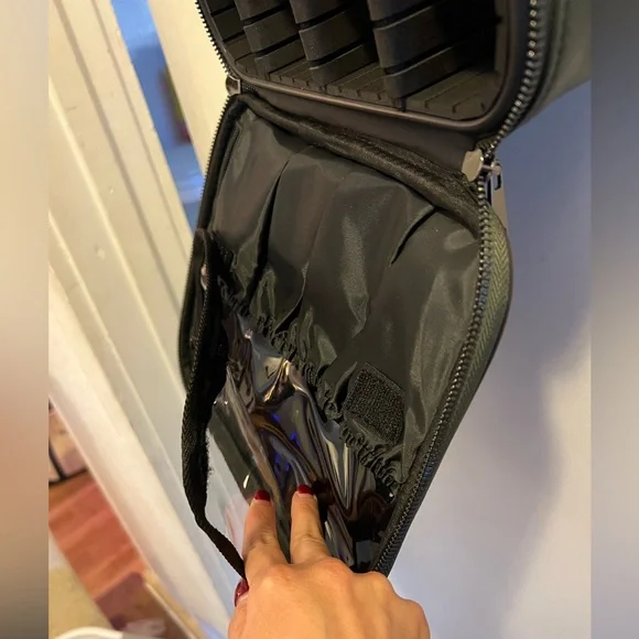 LACATTURA Travel Makeup bag, Leather Makeup Train Case - NWOT - Picture 12 of 13